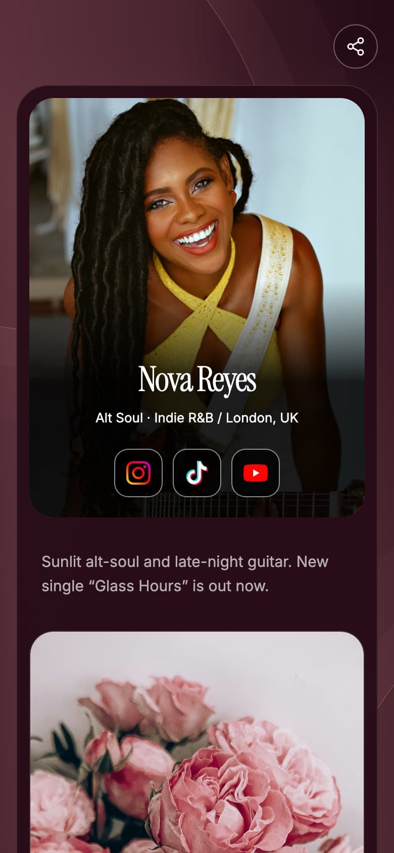 An example Tune.page in the Rose style